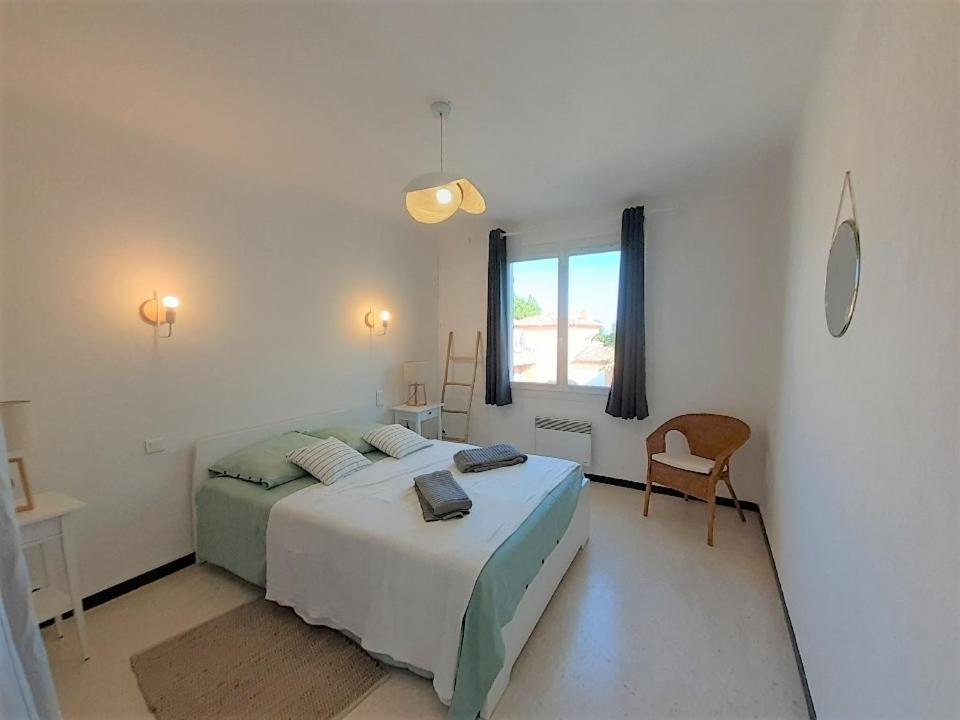 Beaux Appartements 3 Pieces Avec Espaces Exterieurs Et Parking - Proche Plage Йер Экстерьер фото